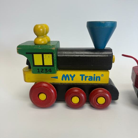 VTG My Train Montgomery Schoolhouse Vermont Wooden Trainset 3 Cars 6 People - Picture 3 of 12